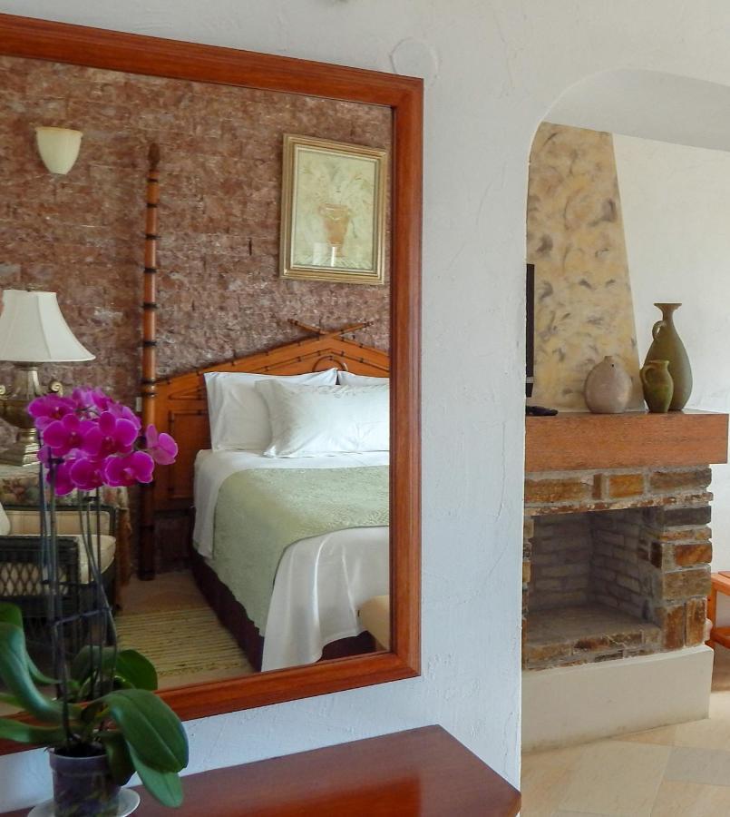 Le Petit Greek Hotel ฟิรา ภายนอก รูปภาพ