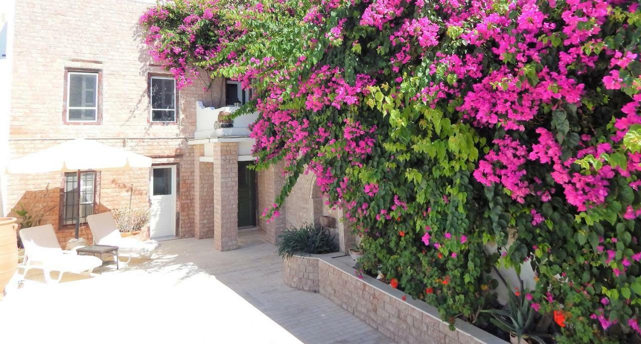 Le Petit Greek Hotel ฟิรา ภายนอก รูปภาพ